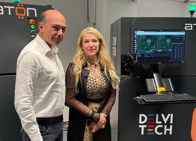 Roberto Gatti, CEO of Delvitech and Alessandra Juri Zanolari, CEO of Adolfo Juri Elettronica Industriale SA.